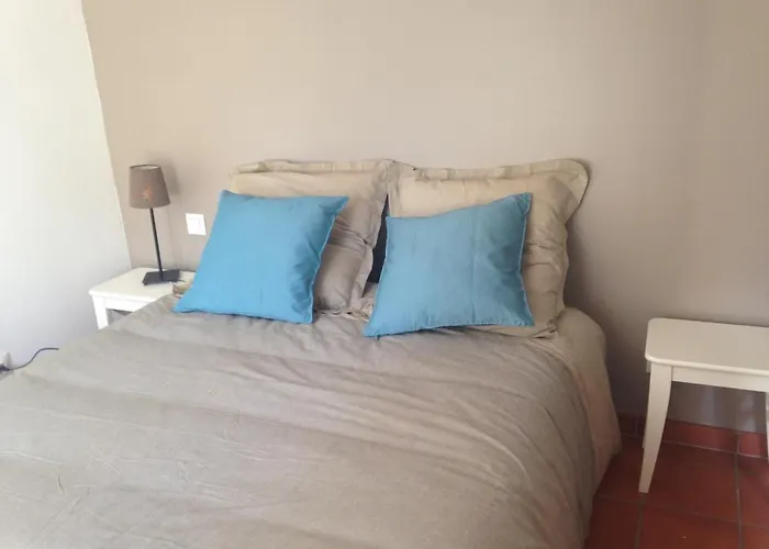 La Maison De Noemie Апартаменты *